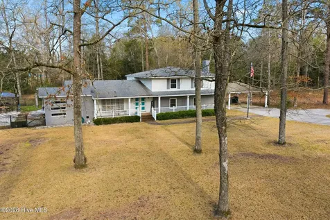 1203 Turnpike Road Laurinburg NC 28352