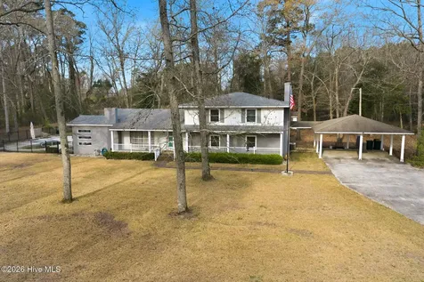 1203 Turnpike Road Laurinburg NC 28352