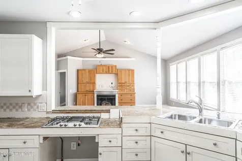 147 Shady Wood Court West End NC 27376