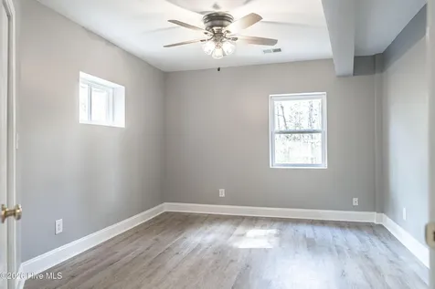 147 Shady Wood Court West End NC 27376