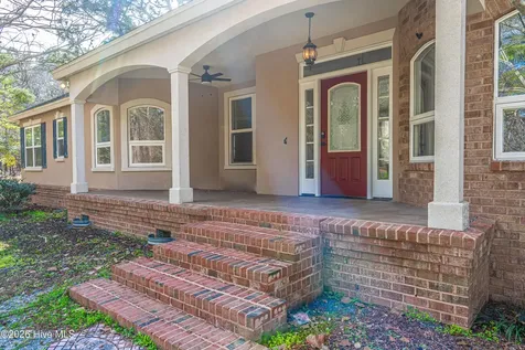 147 Shady Wood Court West End NC 27376
