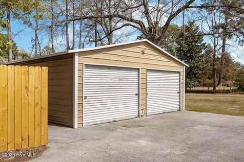 1307 N Respess Street Washington NC 27889