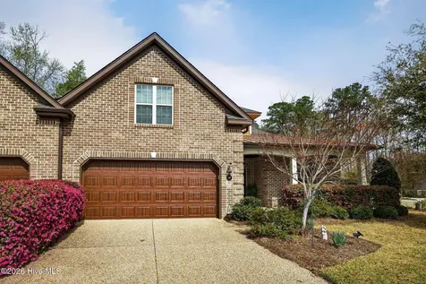 637 Jenoa Drive Castle Hayne NC 28429