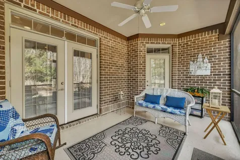 637 Jenoa Drive Castle Hayne NC 28429