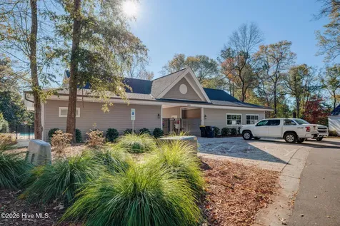 637 Jenoa Drive Castle Hayne NC 28429