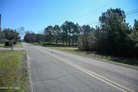 908 W 6th Street Tabor City NC 28463