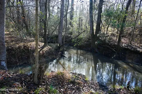 908 W 6th Street Tabor City NC 28463