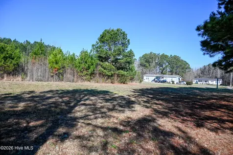 908 W 6th Street Tabor City NC 28463