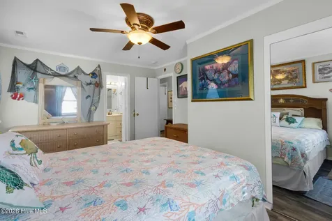 6815 Canal Drive Emerald Isle NC 28594