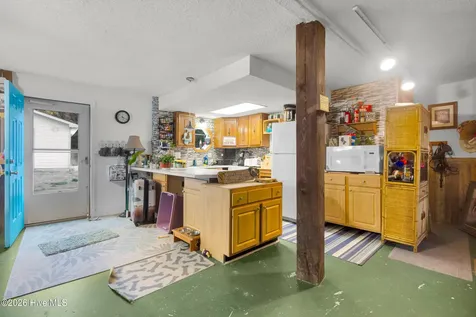 6815 Canal Drive Emerald Isle NC 28594