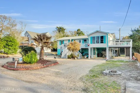 6815 Canal Drive Emerald Isle NC 28594