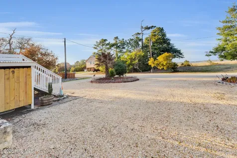 6815 Canal Drive Emerald Isle NC 28594
