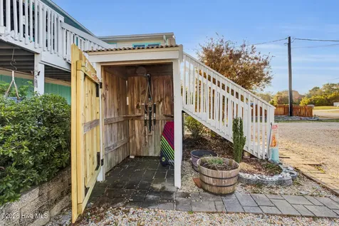 6815 Canal Drive Emerald Isle NC 28594