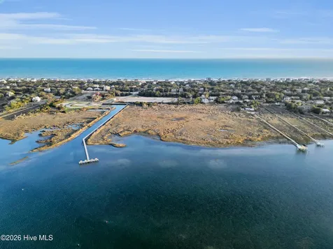6815 Canal Drive Emerald Isle NC 28594