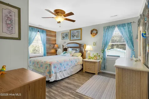 6815 Canal Drive Emerald Isle NC 28594