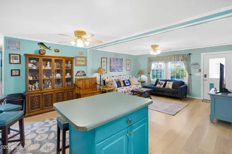 6815 Canal Drive Emerald Isle NC 28594