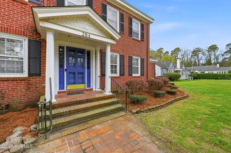 204 E College Street Whiteville NC 28472