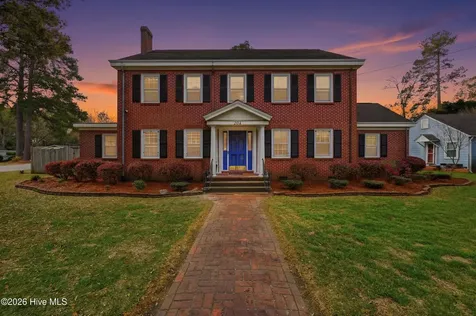 204 E College Street Whiteville NC 28472