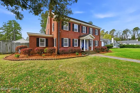 204 E College Street Whiteville NC 28472