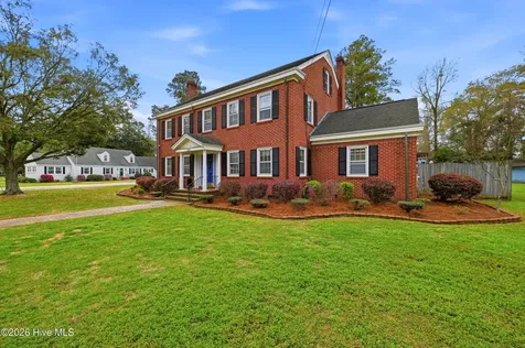 204 E College Street Whiteville NC 28472