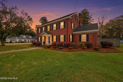 204 E College Street Whiteville NC 28472