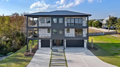 141 Dogwood Lane Hampstead NC 28443