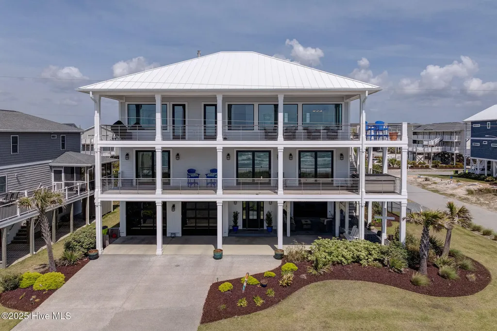 1423 N Shore Drive Surf City NC 28445