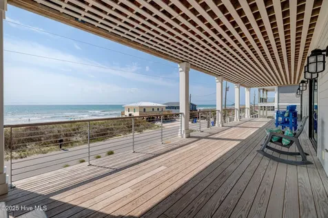 1423 N Shore Drive Surf City NC 28445