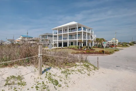 1423 N Shore Drive Surf City NC 28445
