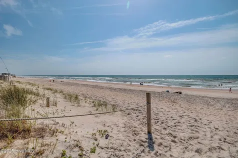 1423 N Shore Drive Surf City NC 28445