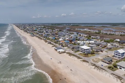 1423 N Shore Drive Surf City NC 28445