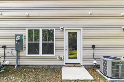 132 Buckhorn Avenue Holly Ridge NC 28445