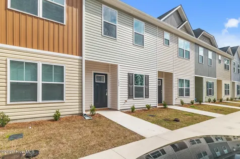 132 Buckhorn Avenue Holly Ridge NC 28445