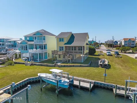 1711 E Fort Macon Road Atlantic Beach NC 28512