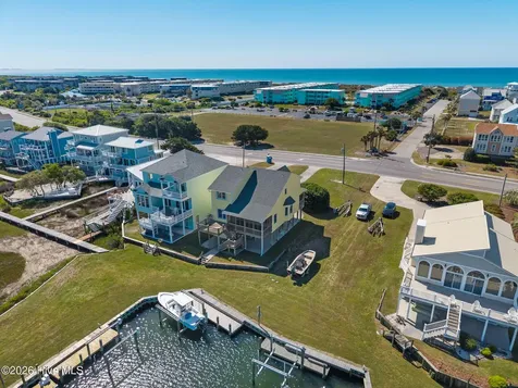 1711 E Fort Macon Road Atlantic Beach NC 28512