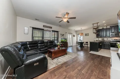 101 Boysenberry Fields Road Maple Hill NC 28454