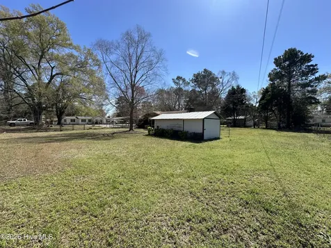 14880 Phillips Drive Laurinburg NC 28352