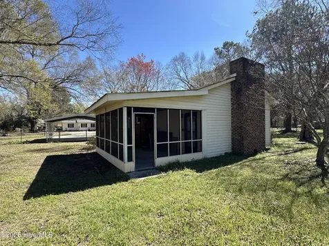14880 Phillips Drive Laurinburg NC 28352