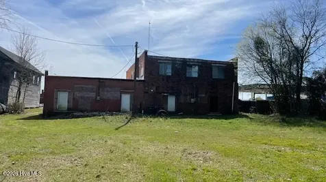 105 E Broad Street Elizabethtown NC 28337