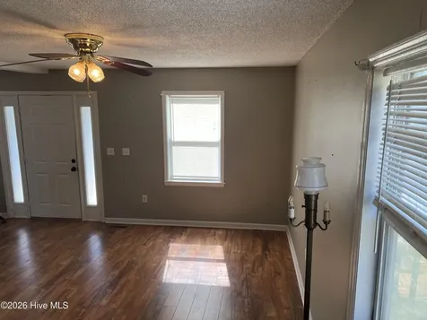 109 Ashley Lane Beaufort NC 28516