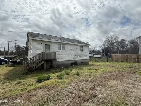 907 S Martin Luther King Junior Drive Elizabeth City NC 27909