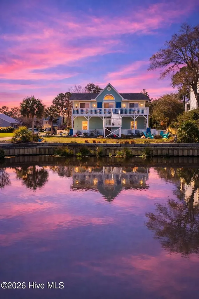 330 Cape Lookout Loop Emerald Isle NC 28594