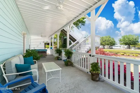 330 Cape Lookout Loop Emerald Isle NC 28594