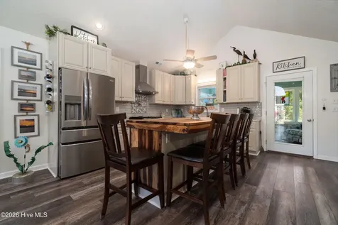 330 Cape Lookout Loop Emerald Isle NC 28594