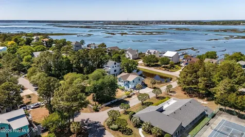330 Cape Lookout Loop Emerald Isle NC 28594