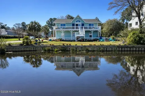 330 Cape Lookout Loop Emerald Isle NC 28594