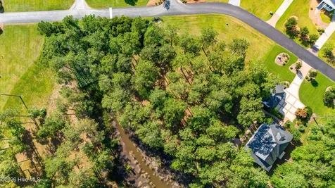 88 Oyster Point Road Oriental NC 28571