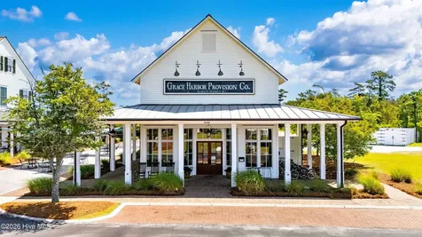 88 Oyster Point Road Oriental NC 28571