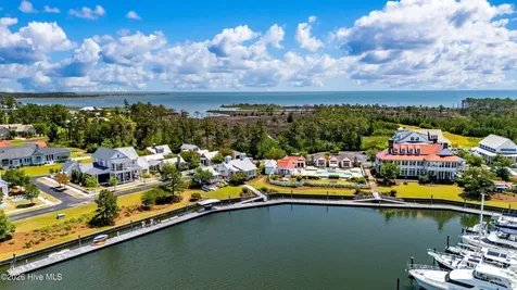 88 Oyster Point Road Oriental NC 28571