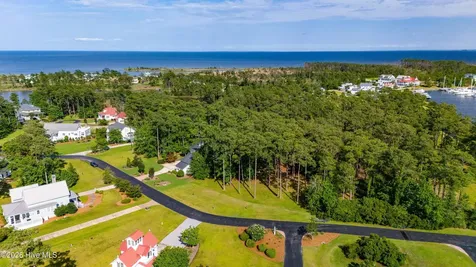 88 Oyster Point Road Oriental NC 28571